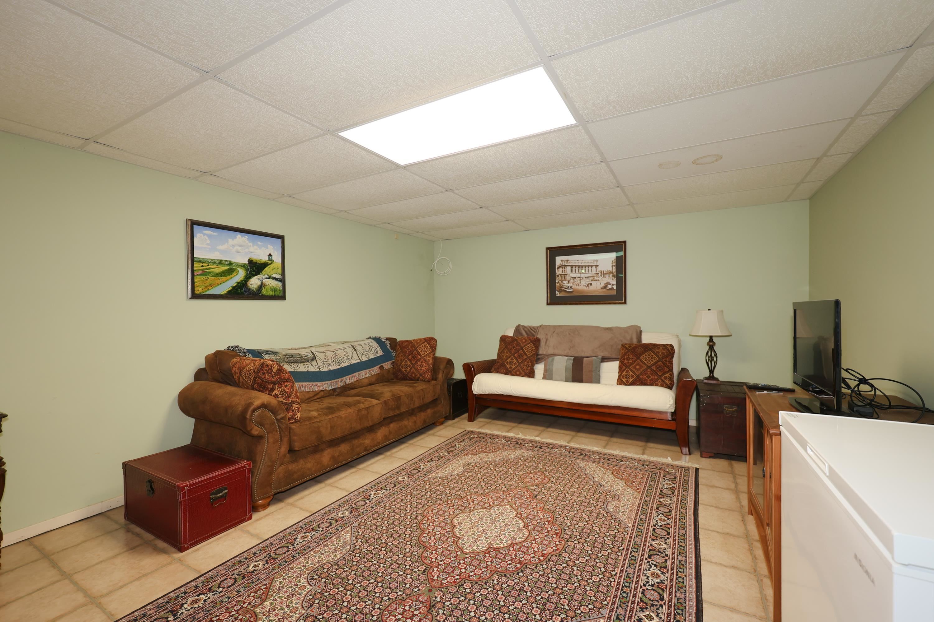 44 Stowell Road Bedford, NH 03110 - Photo 28 of 38