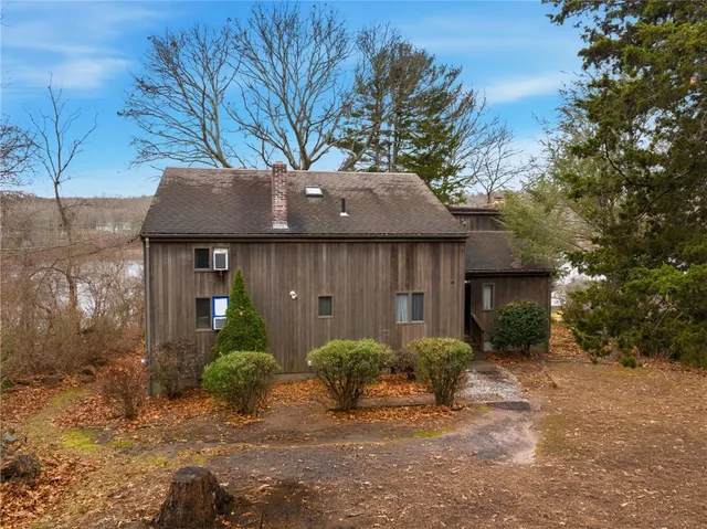 $1,199,000 | 4 Lakeside Drive, Narragansett, RI 02882