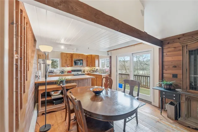 $1,199,000 | 4 Lakeside Drive, Narragansett, RI 02882