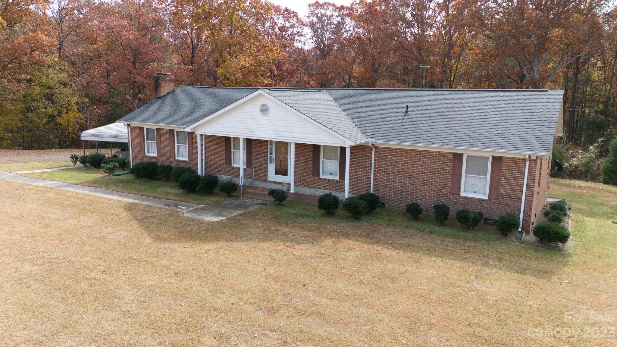 4861 Hunter Road Richburg, SC 29729 - Photo 1 of 33 Gallery Image 1