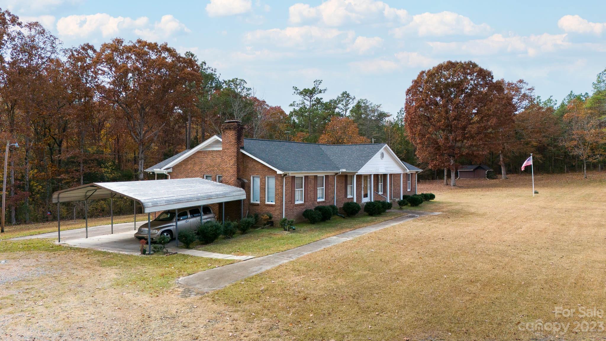 4861 Hunter Road Richburg, SC 29729 - Photo 5 of 33 Gallery Image 5