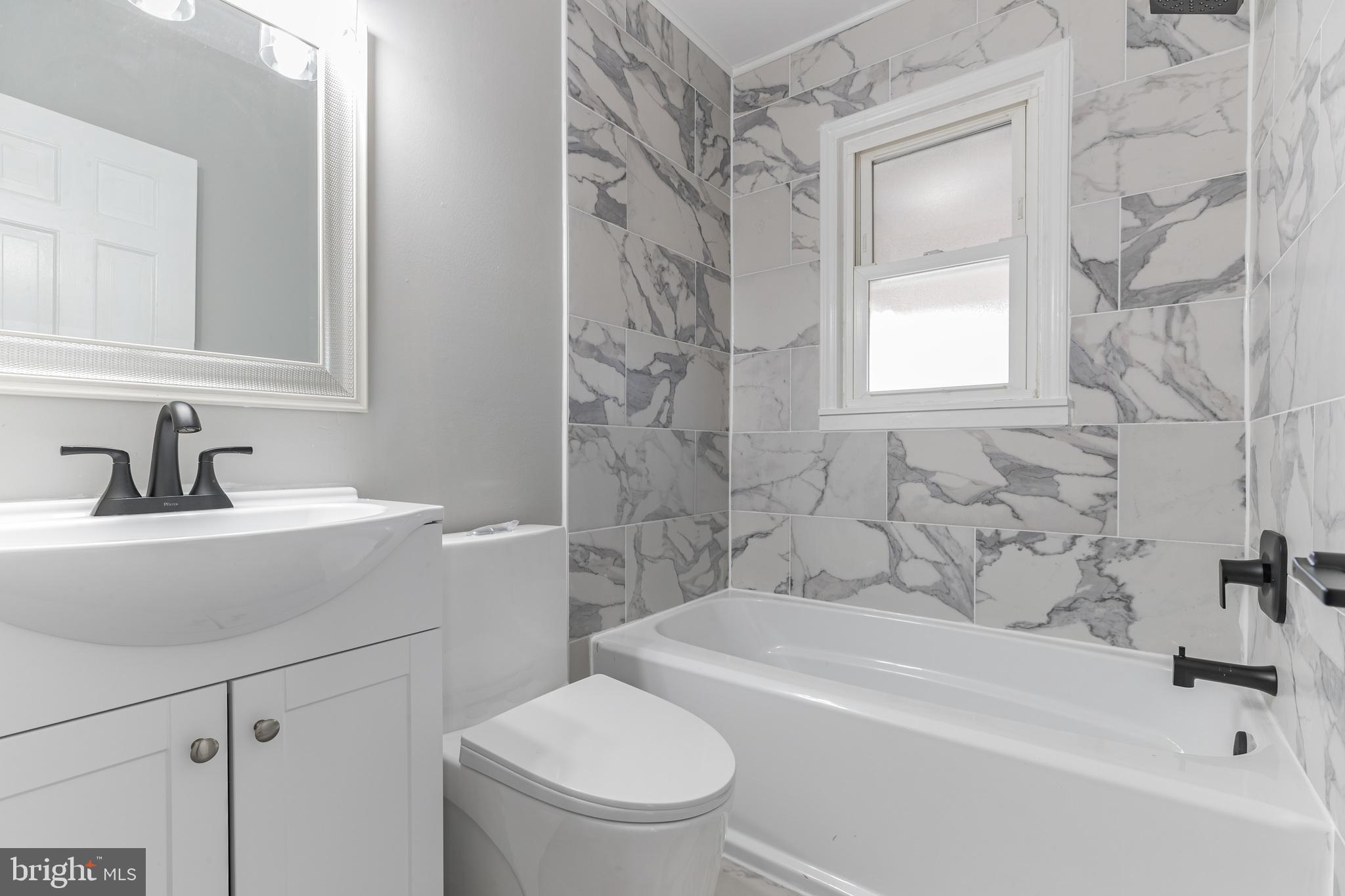 219 West Knowlton Road Aston, PA 19014 - Photo 13 of 34