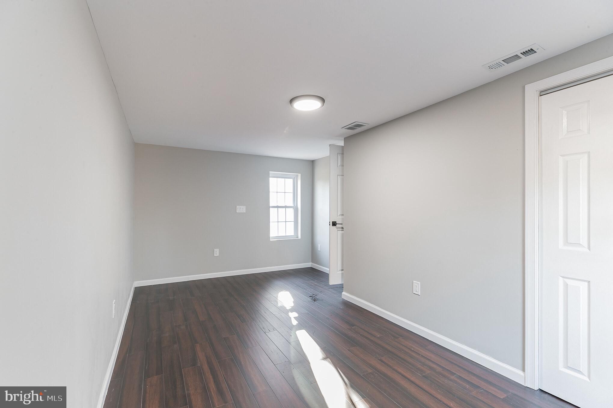 219 West Knowlton Road Aston, PA 19014 - Photo 17 of 34