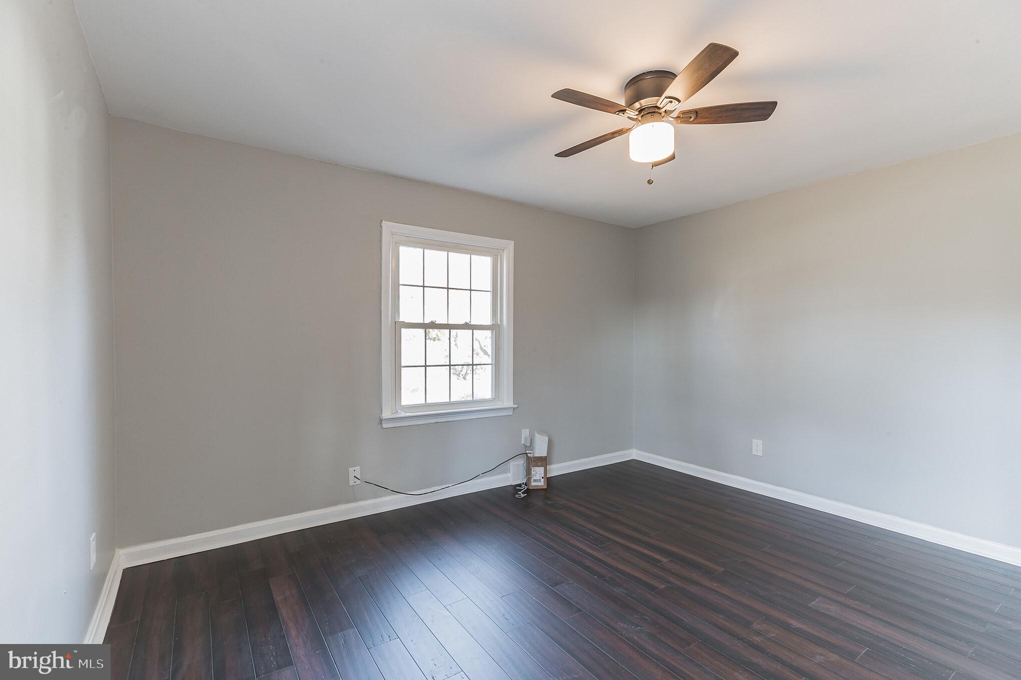 219 West Knowlton Road Aston, PA 19014 - Photo 8 of 34