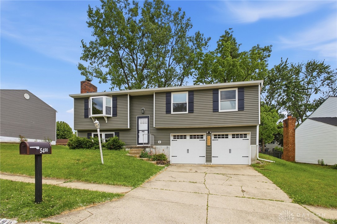 5490 Gander Road West Dayton, OH 45424 - Photo 1 of 43