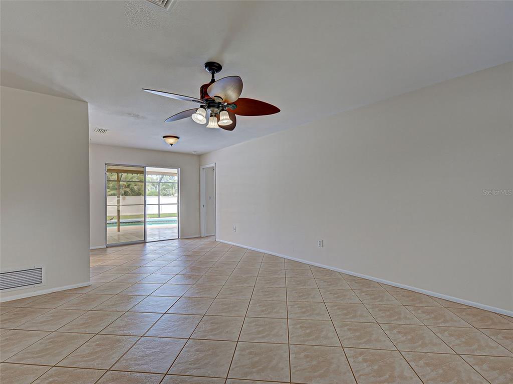 3640 Sterling Road Venice, FL 34293 - Photo 14 of 46