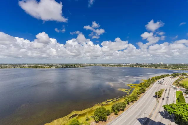 $2,800 | 300 South Australian Avenue, Unit 510, West Palm Beach, FL 33401