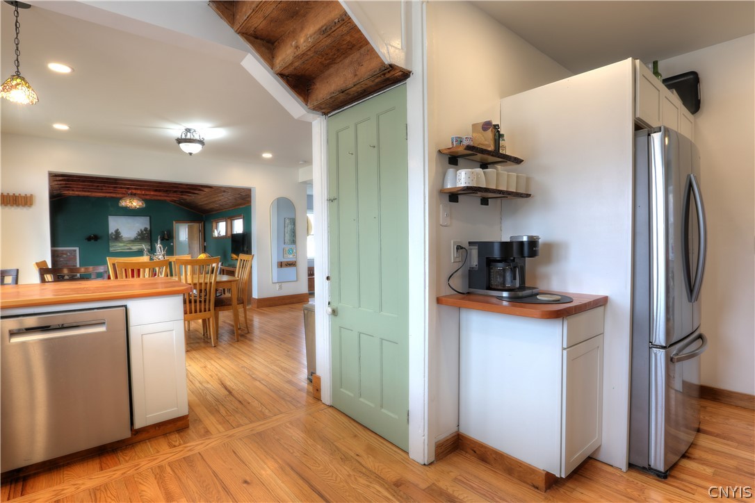 355 Main Street Schroeppel, NY 13135 - Photo 8 of 31