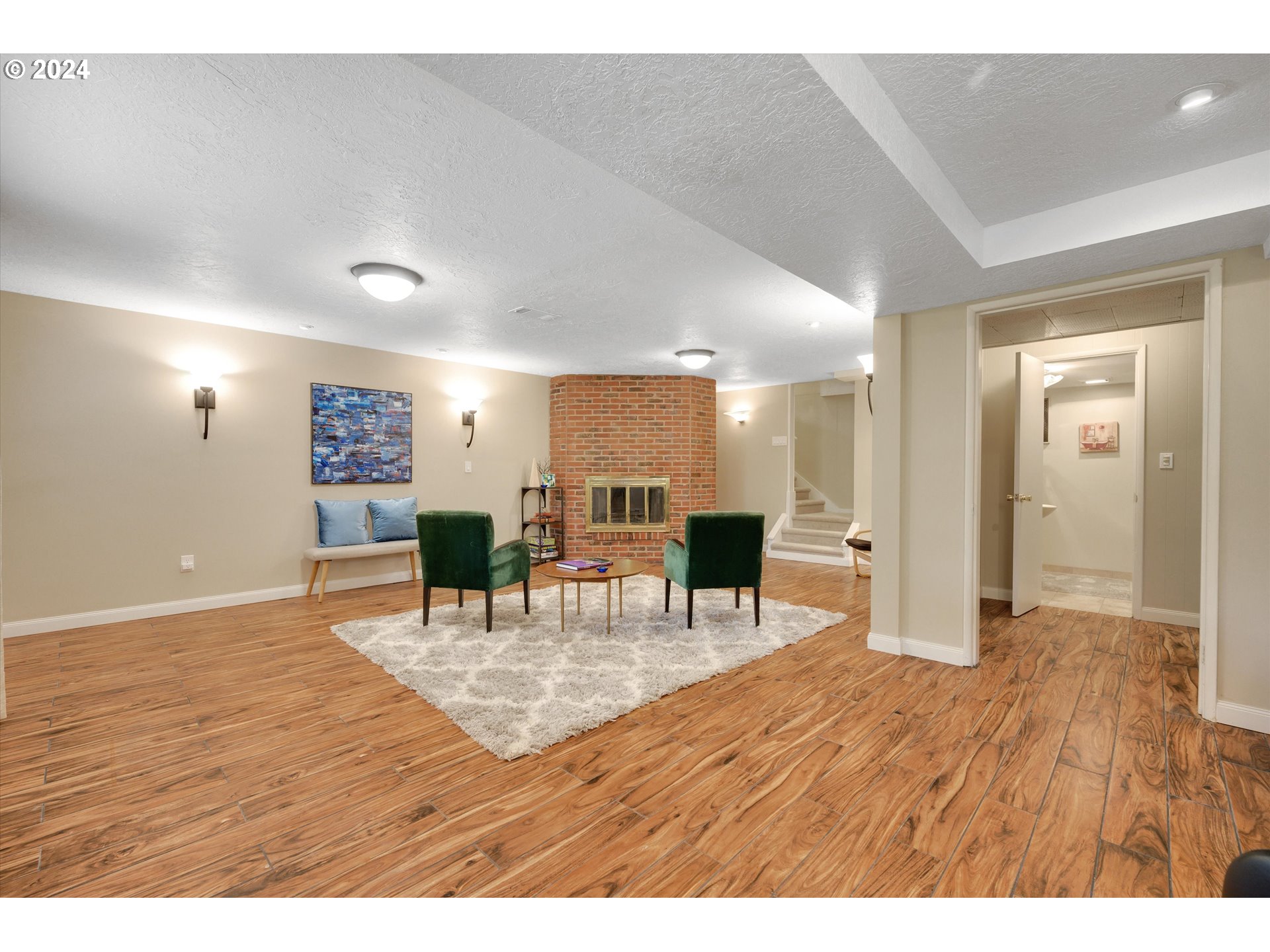 2505 Southwest 83rd Avenue Portland, OR 97225 - Photo 32 of 47 Family Room