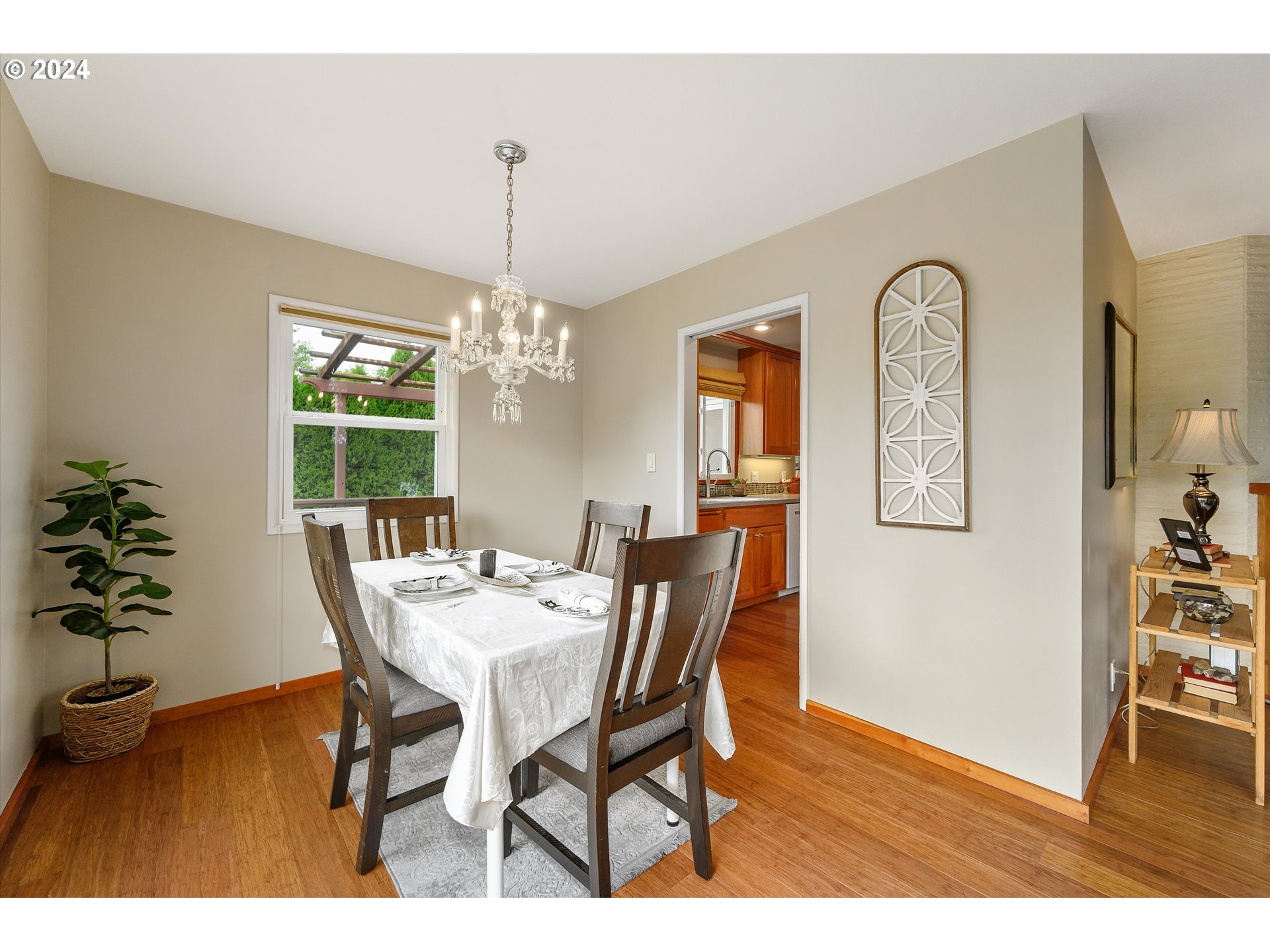 2505 Southwest 83rd Avenue Portland, OR 97225 - Photo 10 of 47 Dining Room