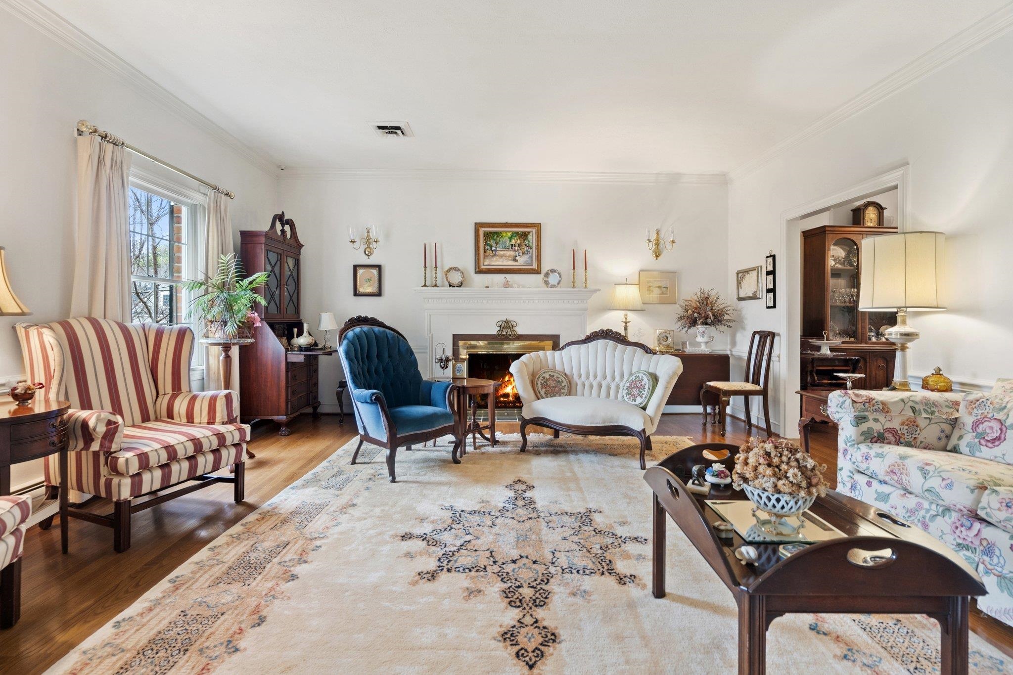 500 Wakefield Circle Staunton, VA 24401 - Photo 17 of 70 a living room with furniture and a wooden floor