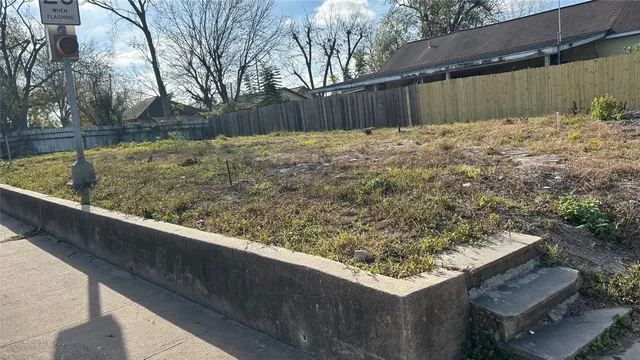 $120,000 | 911-913 75th Street, Houston, TX 77011