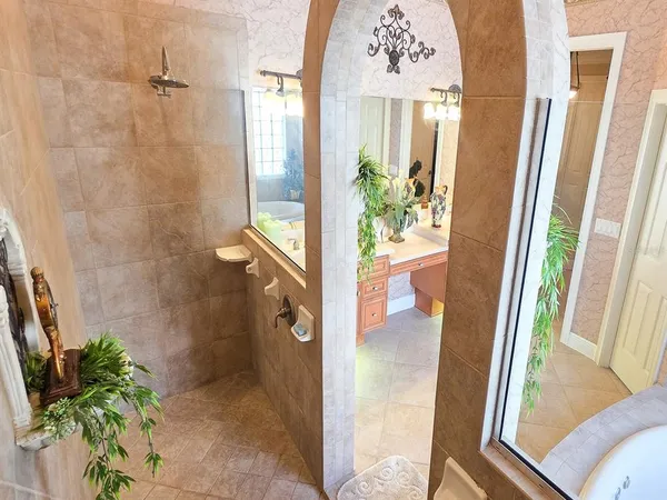 $1,150,000 | 4866 Keeneland Circle, Orlando, FL 32819