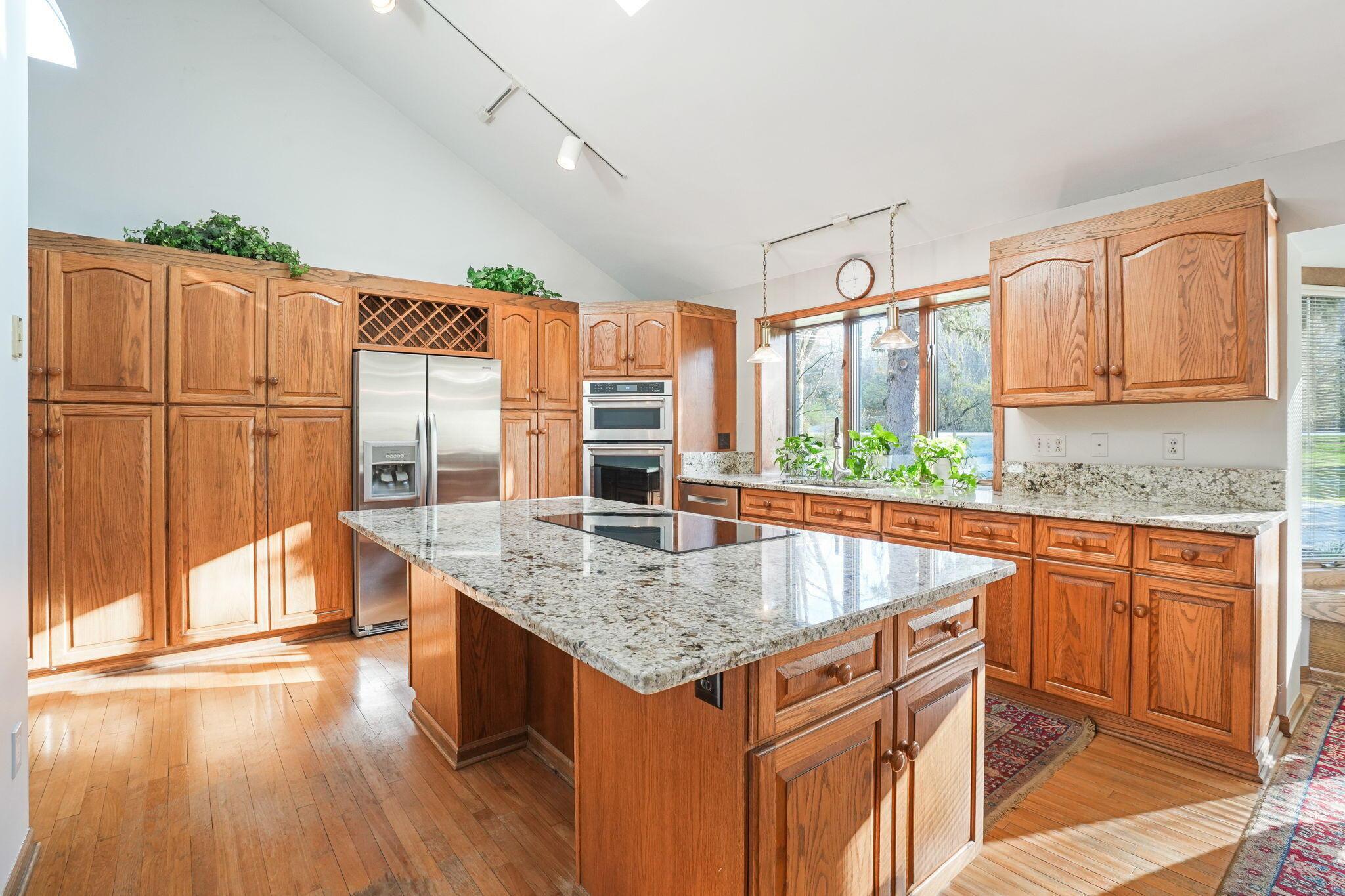 8225 Riverside Drive Powell, OH 43065 - Photo 24 of 79 16-web-or-mls-DSC07668