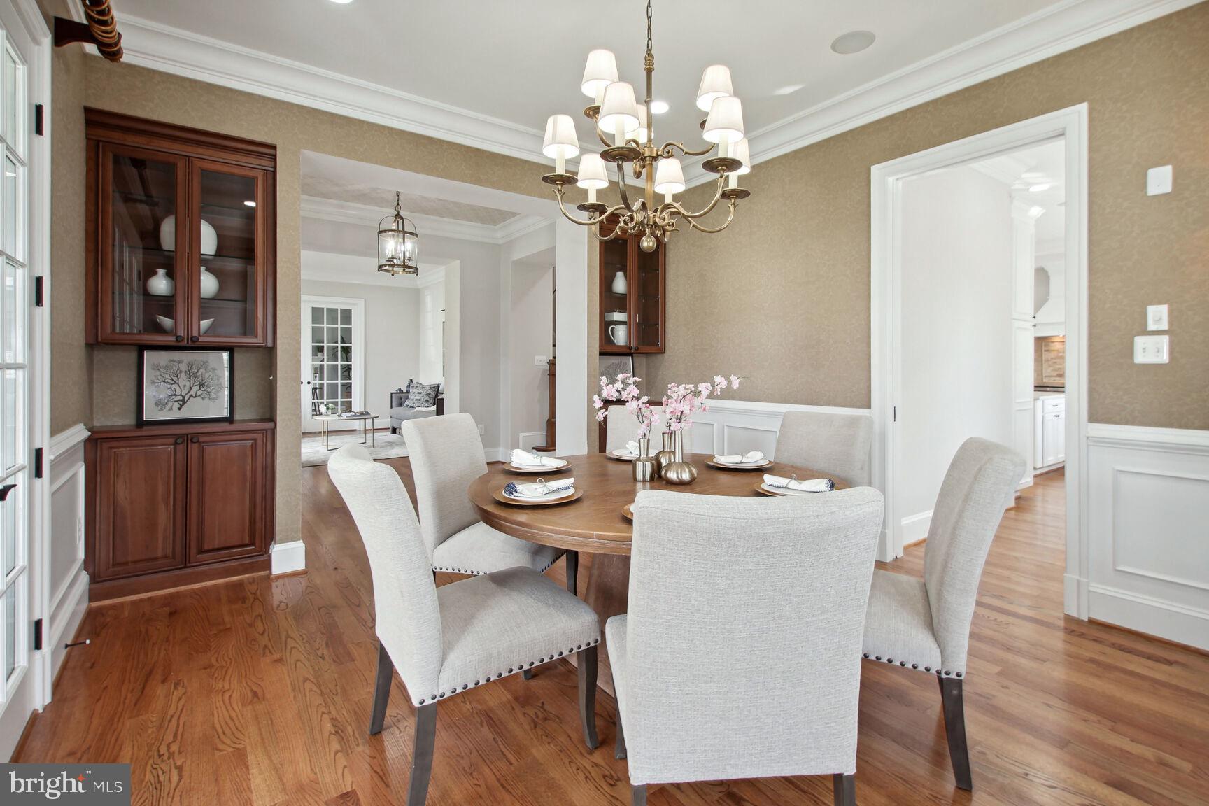 8220 Custer Road Bethesda, MD 20817 - Photo 13 of 46