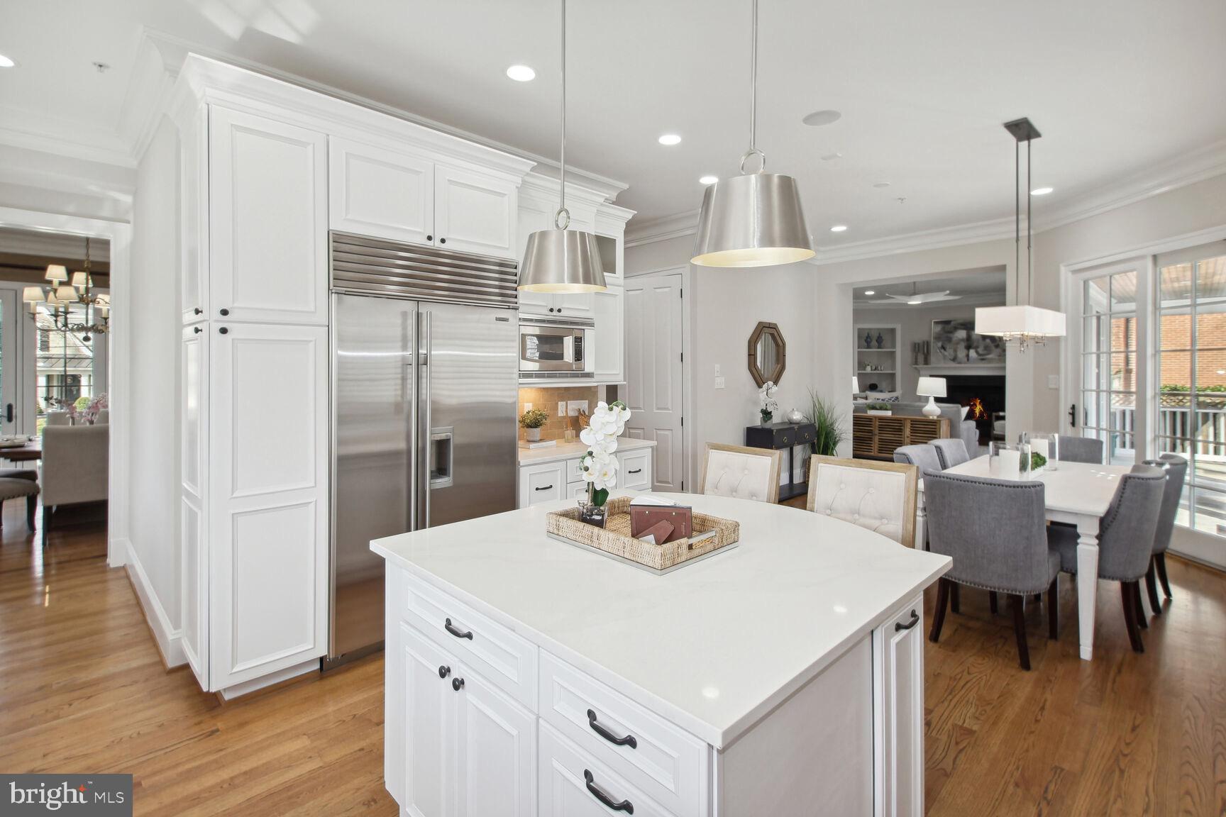 8220 Custer Road Bethesda, MD 20817 - Photo 16 of 46