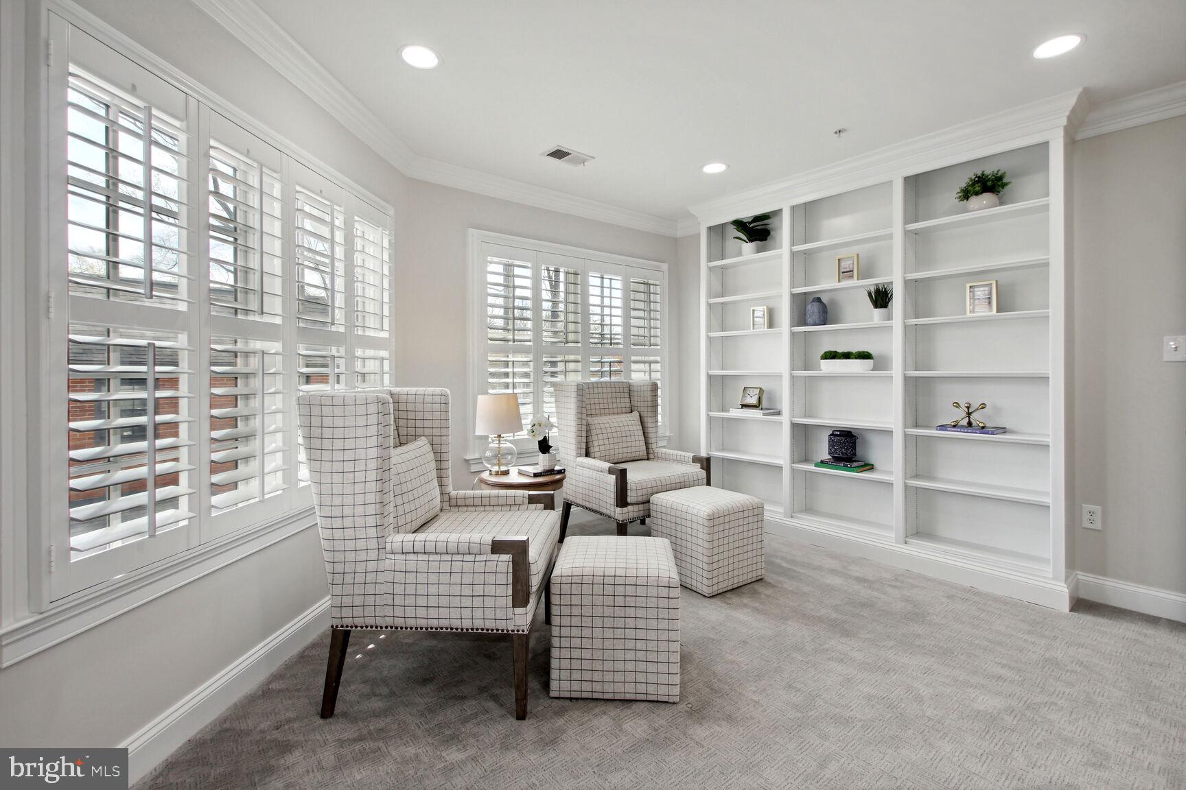 8220 Custer Road Bethesda, MD 20817 - Photo 27 of 46