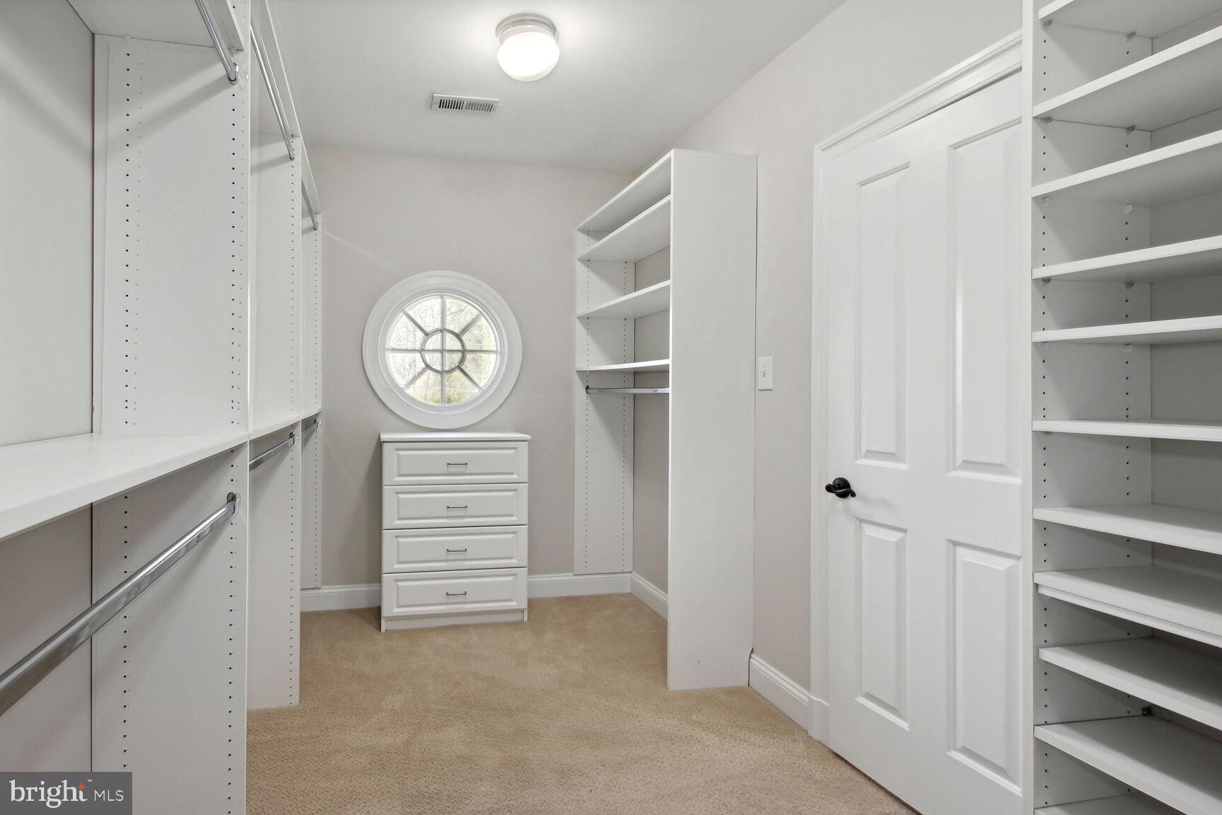 8220 Custer Road Bethesda, MD 20817 - Photo 30 of 46