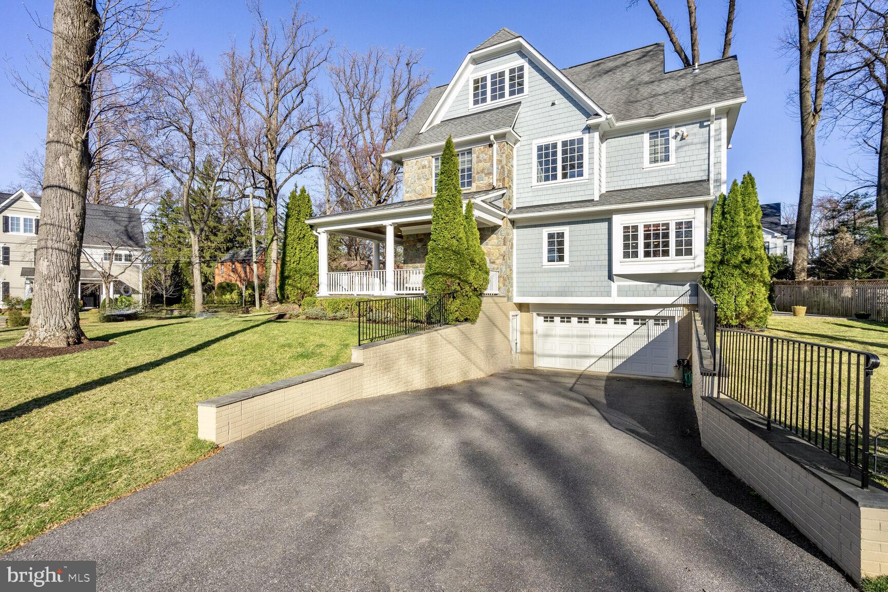 8220 Custer Road Bethesda, MD 20817 - Photo 6 of 46 8220 Custer Road