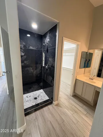 a view of an empty walk in closet