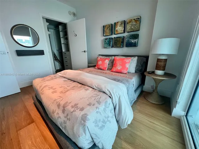 $7,950 | 3801 Collins Avenue, Unit 705, Miami Beach, FL 33140