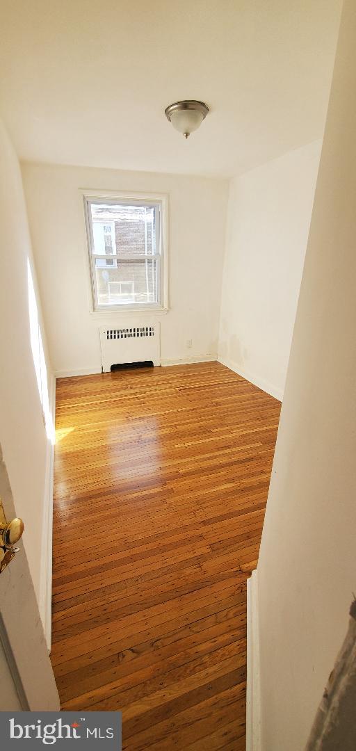 425 Glendale Road Upper Darby, PA 19082 - Photo 7 of 10 a view of an ocean