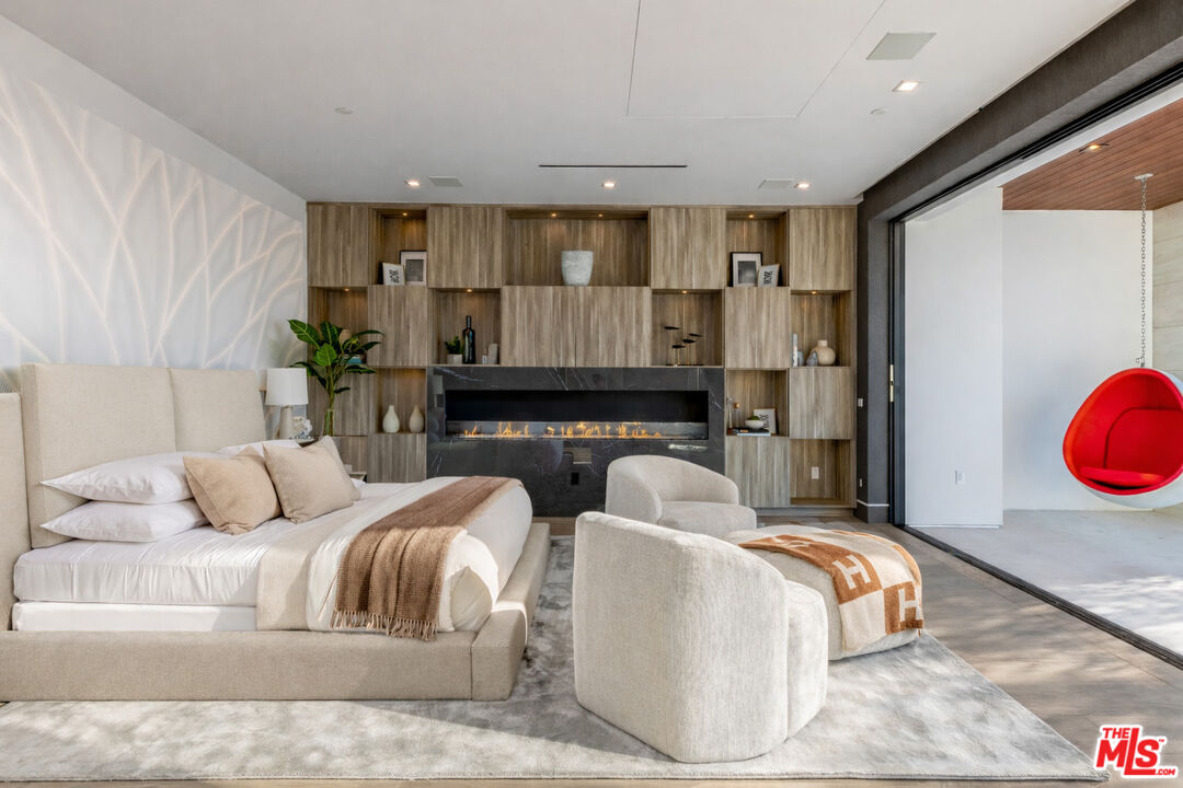 1475 Bel Air Road Los Angeles, CA 90077 - Photo 15 of 33
