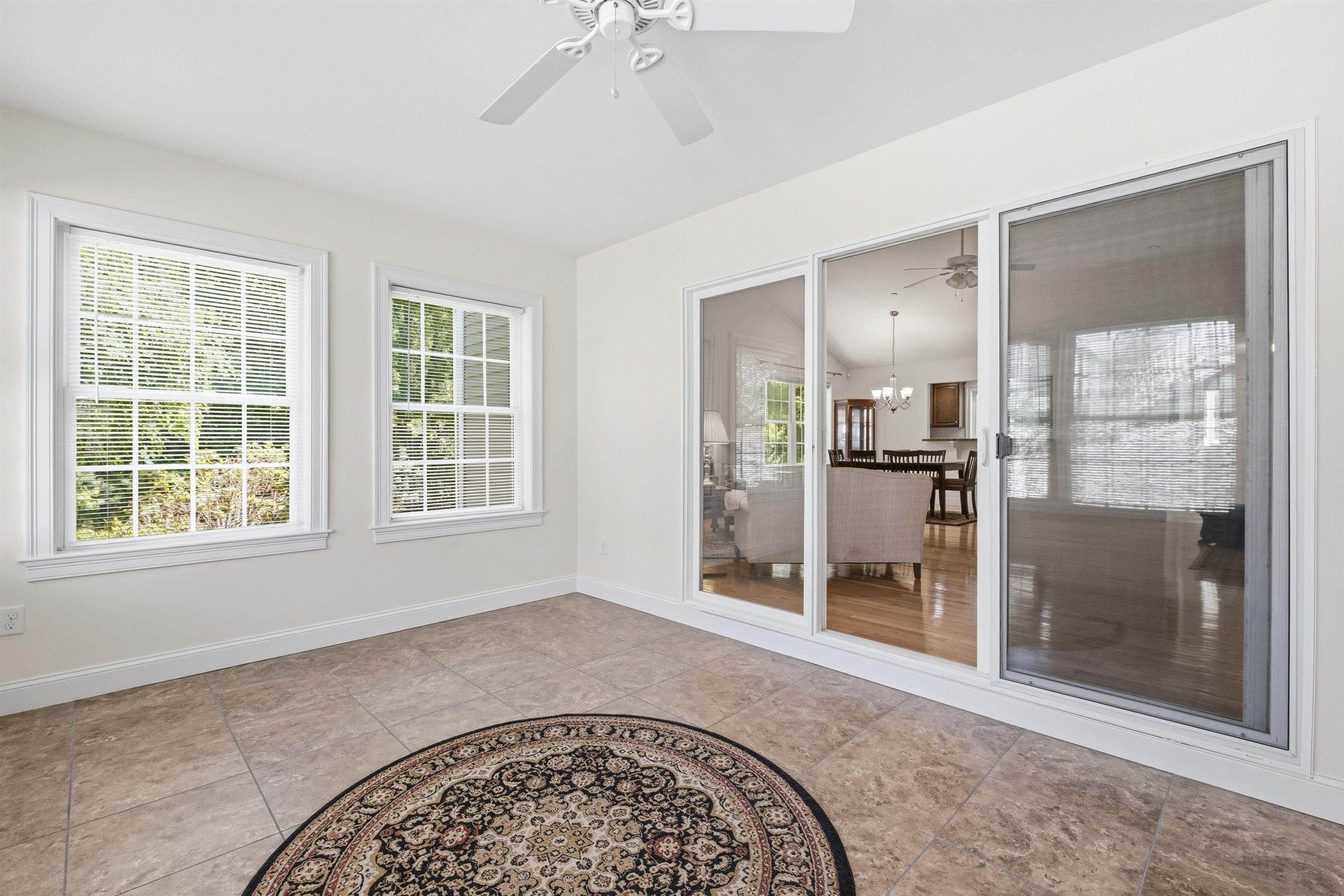 12 Thorn Hill Road, Unit 12 Hooksett, NH 03106 - Photo 24 of 44