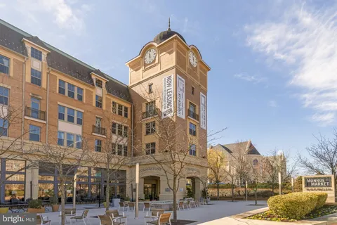 $699,900 | 2425 Perry Street Northeast, Washington, DC 20018