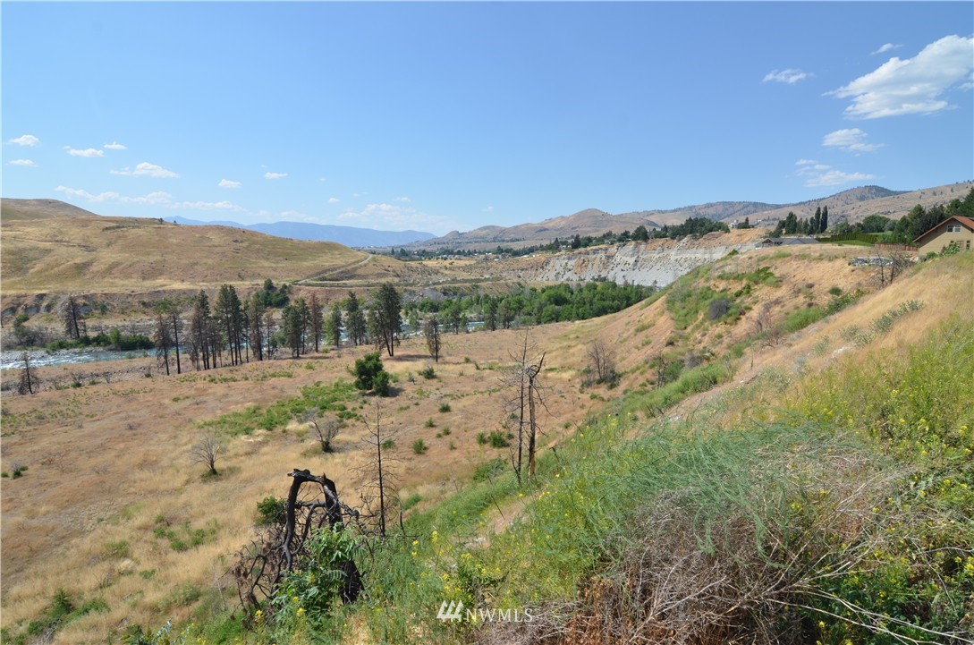21 Miller Road Chelan, WA 98816 - Photo 18 of 20 Gallery Image 18