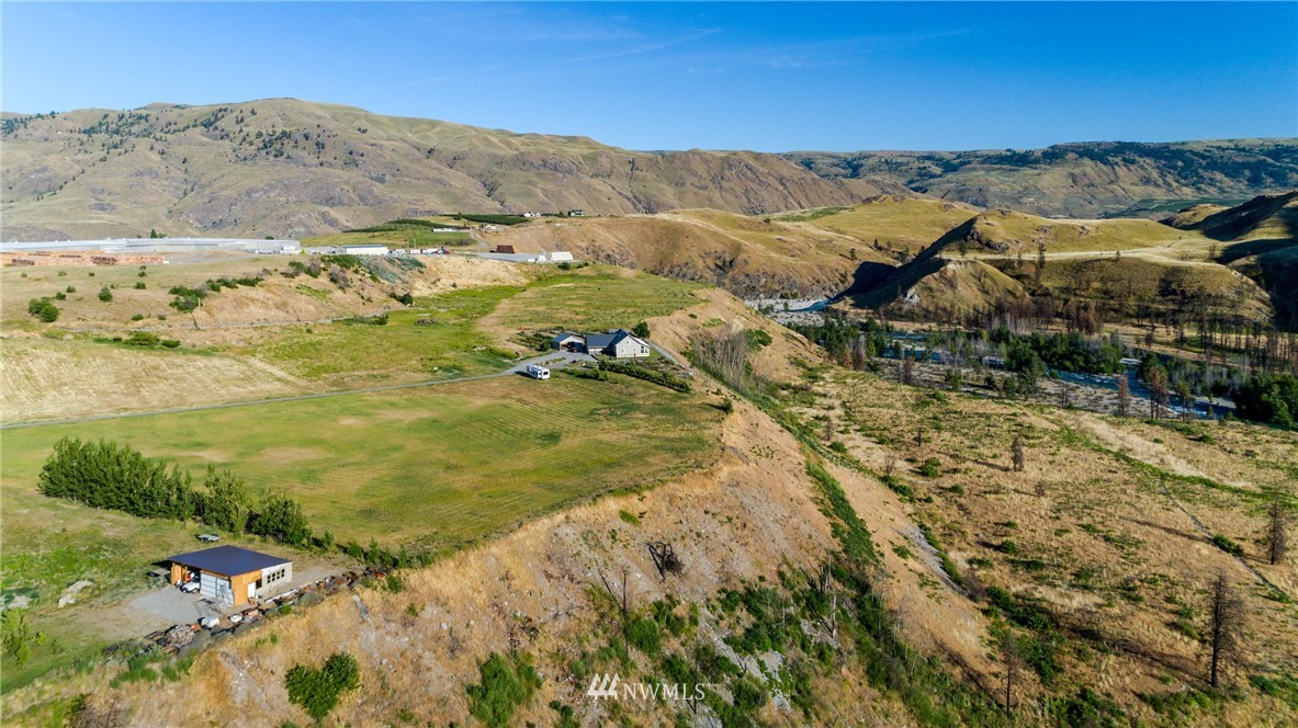 21 Miller Road Chelan, WA 98816 - Photo 4 of 20 Gallery Image 4