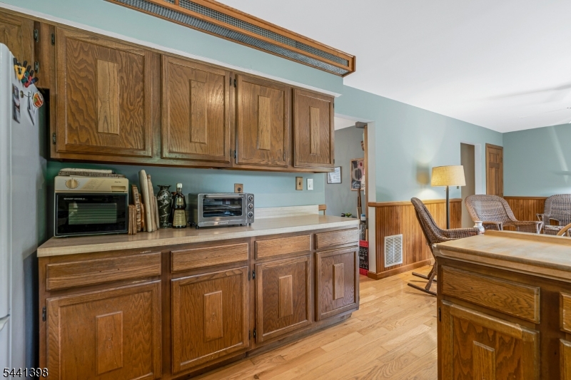 19 Renfro Road Somerset, NJ 08873 - Photo 17 of 45