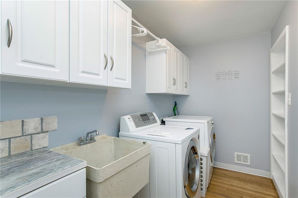6453 Johnson Road Indianapolis, IN 46220 - Photo 17 of 37 Gallery Image 17