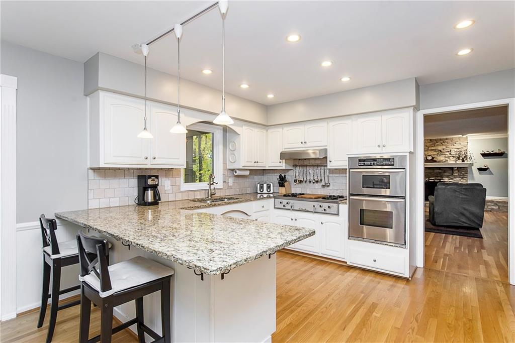 6453 Johnson Road Indianapolis, IN 46220 - Photo 8 of 37 Gallery Image 8