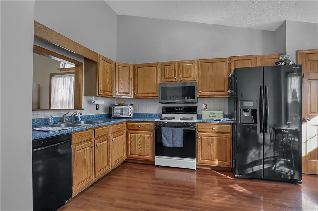 1172 Hopkins Road Indianapolis, IN 46229 - Photo 14 of 40 Gallery Image 14