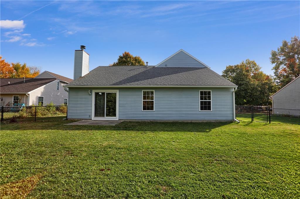 1172 Hopkins Road Indianapolis, IN 46229 - Photo 6 of 40 Gallery Image 6