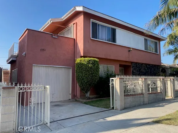 $2,250 | 1751 Orizaba Avenue, Long Beach, CA 90804