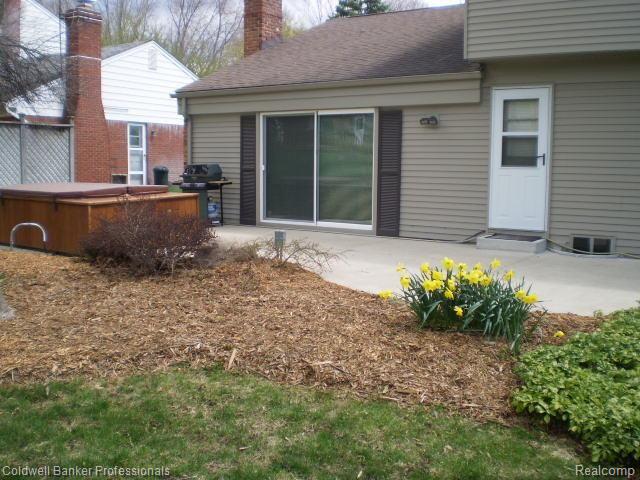 1047 Hemlock Drive Rochester, MI 48307 - Photo 22 of 22 Patio Area