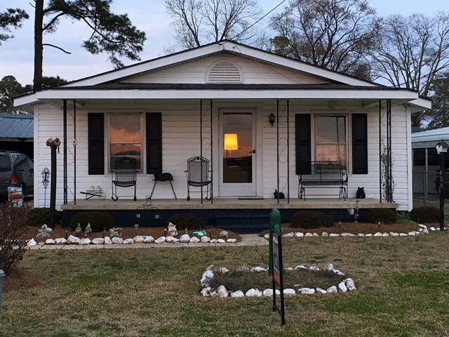 409 Lee Street Fremont, NC 27830 - Photo 1 of 18 Main View