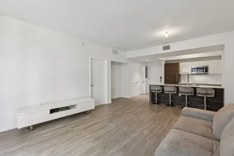 $630,000 | 301 Altara Avenue, Unit 620, Coral Gables, FL 33146