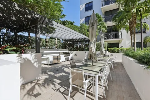 $630,000 | 301 Altara Avenue, Unit 620, Coral Gables, FL 33146