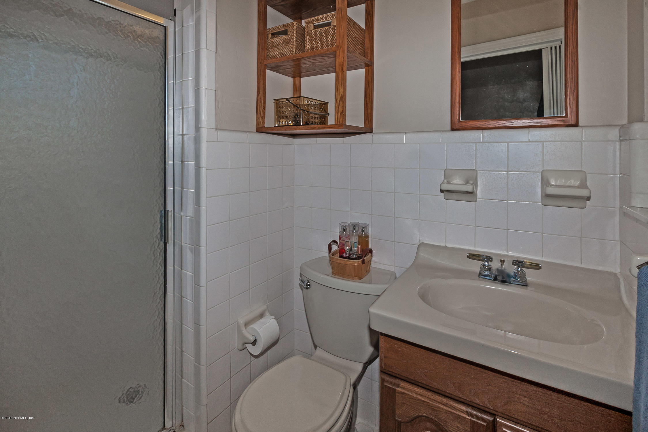 6731 Nightingale Road South Jacksonville, FL 32216 - Photo 18 of 32 Master Bathroom