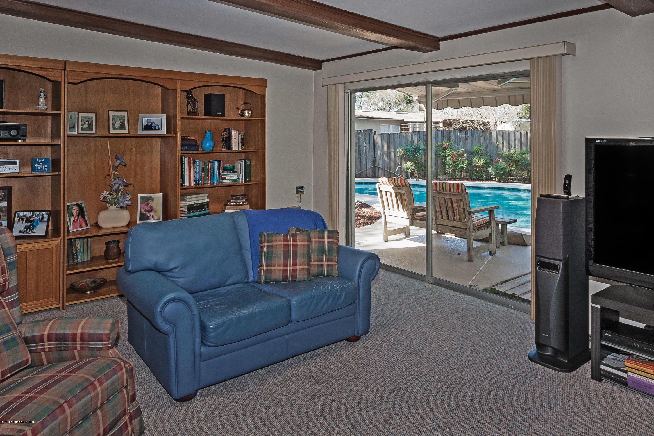 6731 Nightingale Road South Jacksonville, FL 32216 - Photo 10 of 32 Family Room
