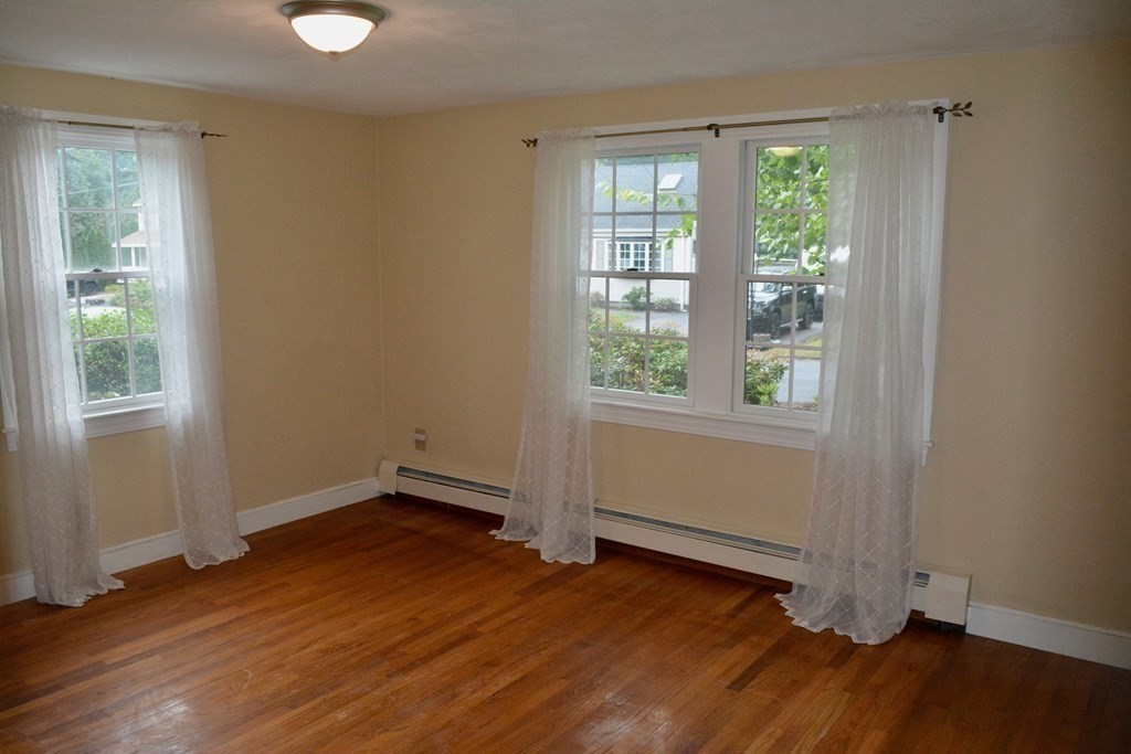 19 Charme Road Billerica, MA 01821 - Photo 8 of 23 Gallery Image 8