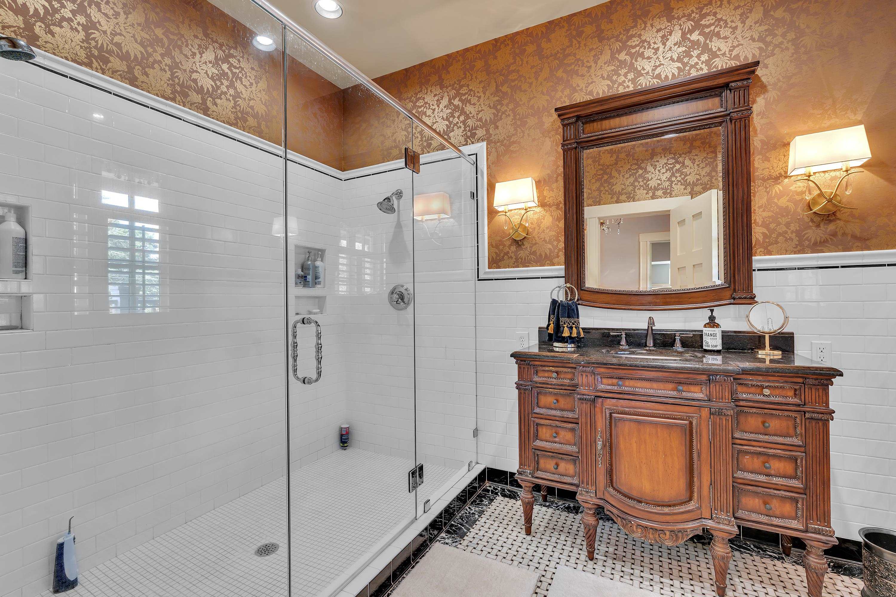 571 East Main Street Spartanburg, SC 29302 - Photo 18 of 34