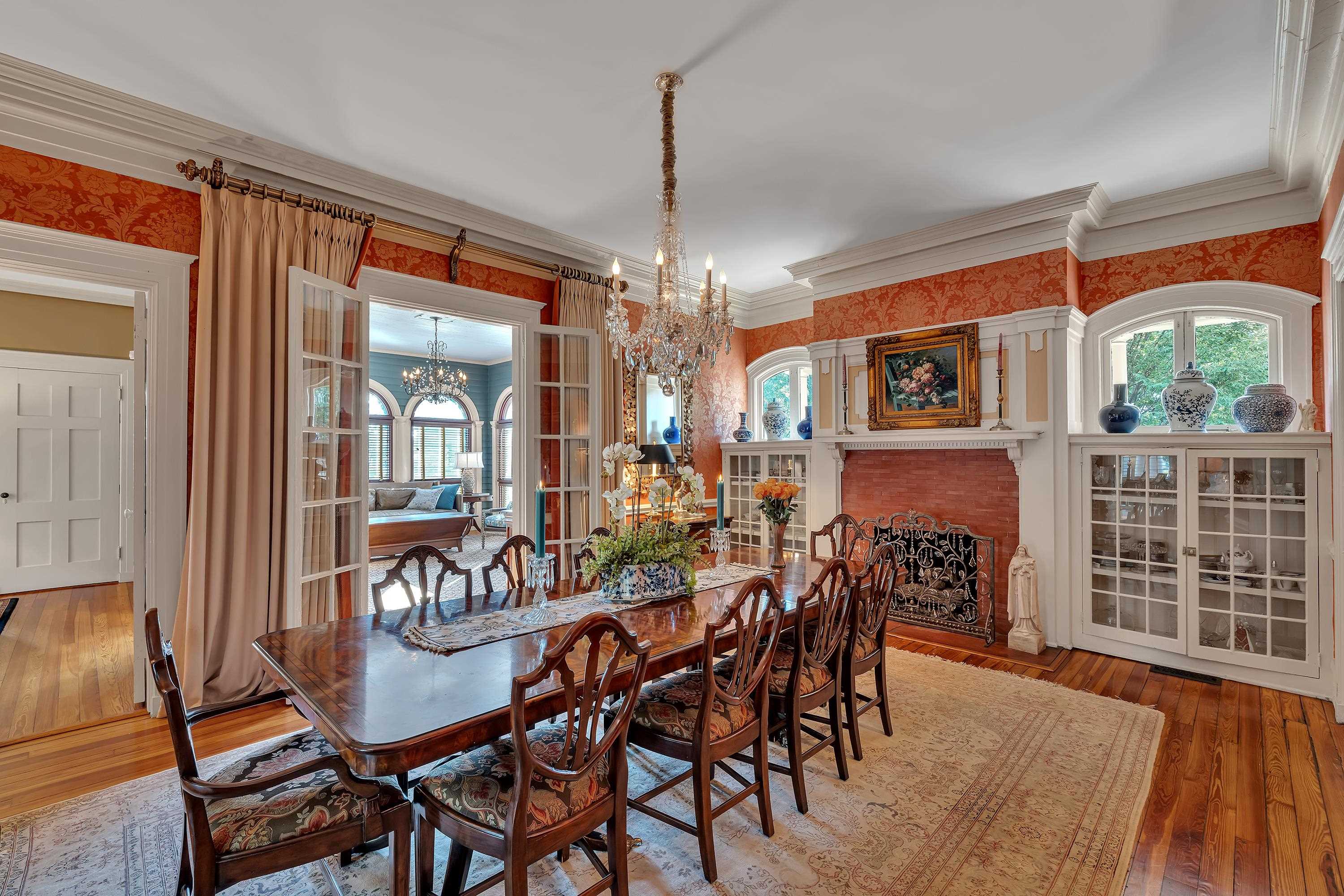 571 East Main Street Spartanburg, SC 29302 - Photo 6 of 34