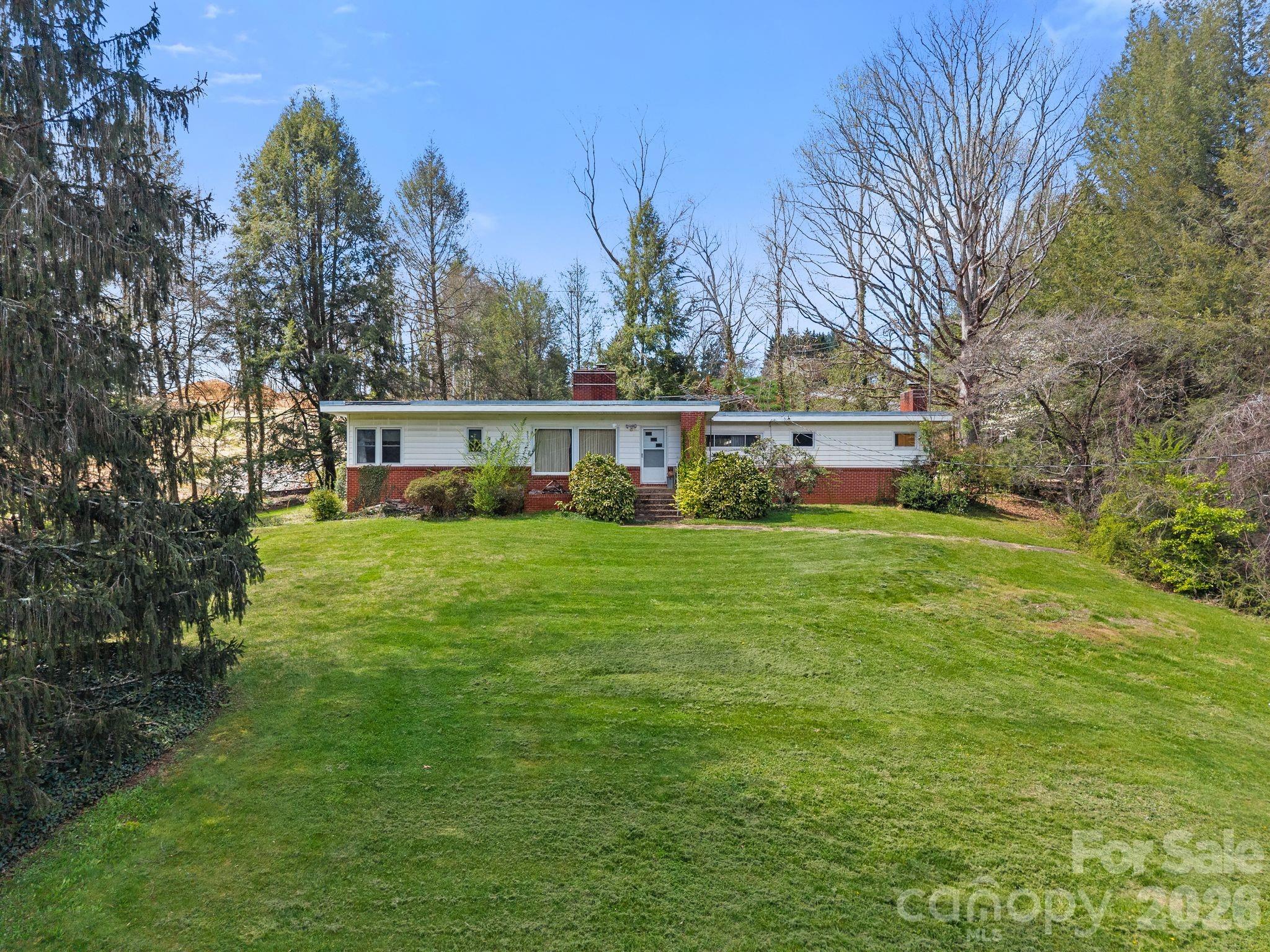 7 Acton Woods Road Candler, NC 28715 - Photo 4 of 23