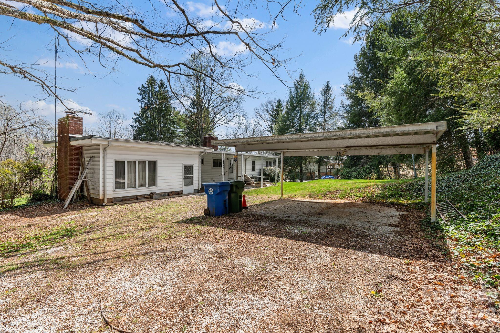 7 Acton Woods Road Candler, NC 28715 - Photo 5 of 23