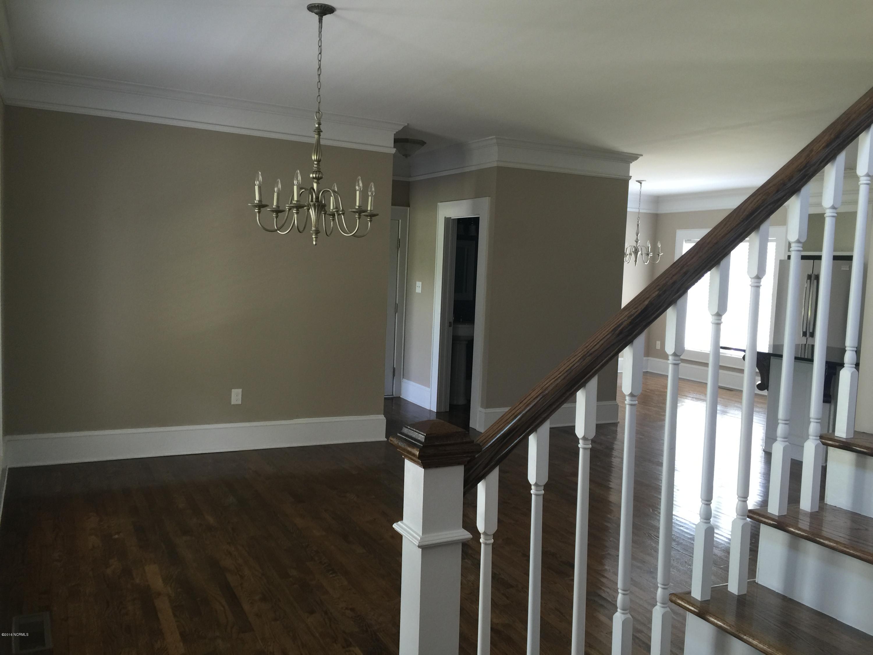 264 White Oak Bluff Road Stella, NC 28582 - Photo 16 of 48 Formal Dining