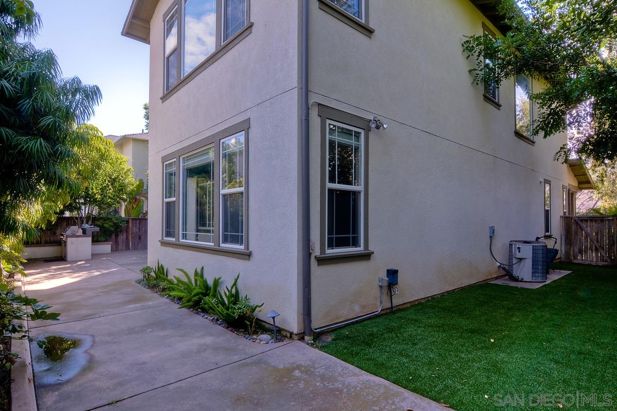 612 Sand Shell Avenue Carlsbad, CA 92011 - Photo 20 of 24